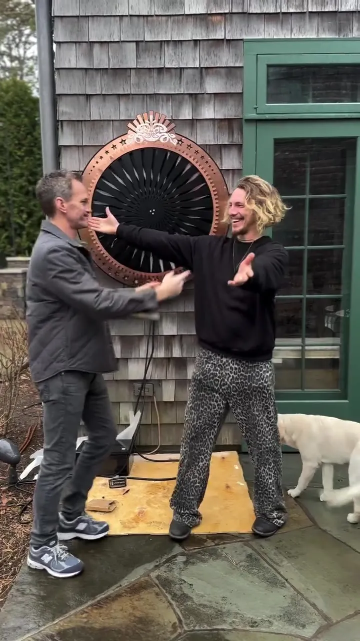 Magical Madness – Eine private Auftragsarbeit für Neil Patrick Harris – ein illusionäres Rad voller Magie, gemacht für sein Zuhause.